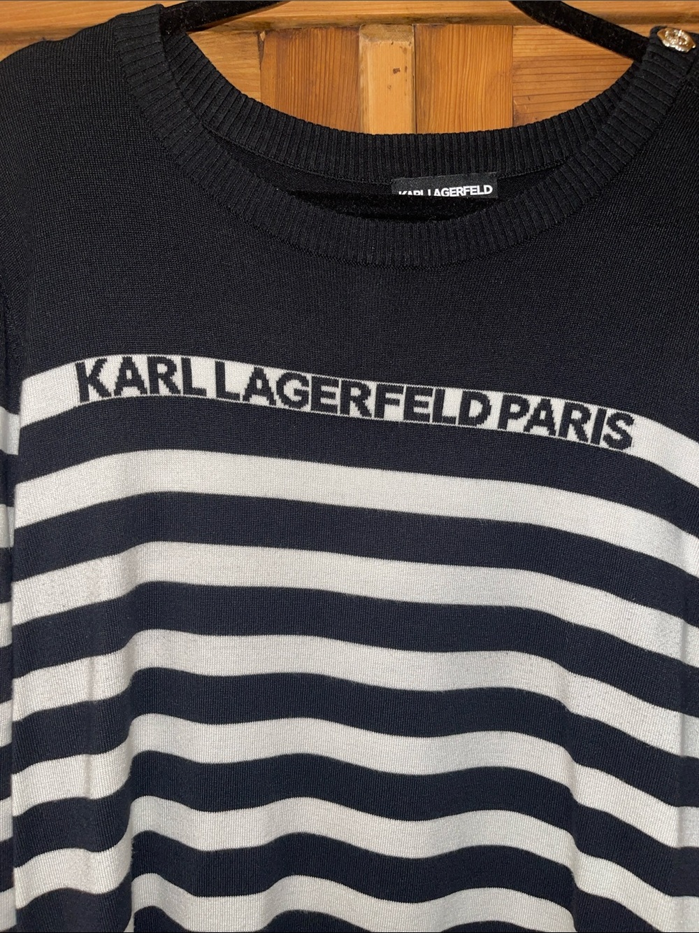 KARL LAGERFELD B/W Striped Sweater Sz. L - Picture 4 of 16